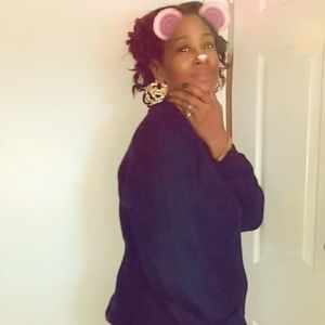 Meet your Posher, Precious